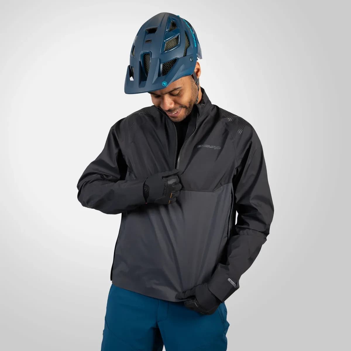 Endura Men's MT500 Lite Waterproof Pullover - Black